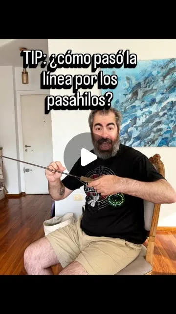 Comparto un tip para pasar la línea por los pasahilos sin renegar si se me suelta mientras la estoy pasando.