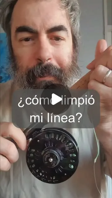 ¿Con qué limpio mi línea de mosca?