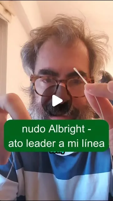 Nudo Albright para atar el leader a la línea.
