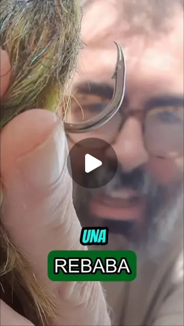 Pescá con anzuelos sin rebaba/muerte (#barbless en inglés).